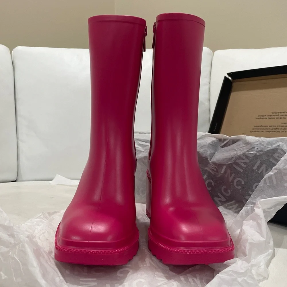 NWT fucsia pink rain boots ankle INC brand new 3” heel lug sole side zipper 7 - Picture 7 of 12
